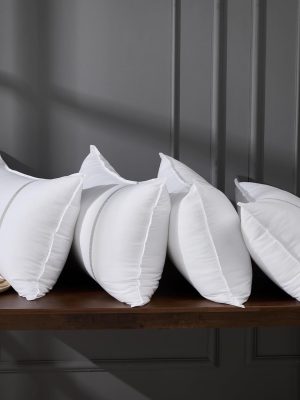 Bed Pillows Queen Size Set of 4, Firm  Pillows for Sleeping, Cooling Pillows for Side & Back Sleepers, Down Alternative Filling, 20 x 28 Inches