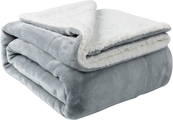 Blanket Twin Thick Warm Blankets for Winter Bed Super Soft Fuzzy Flannel Fleece/Wool Like Reversible Velvet Plush Fabric(Light Grey Twin Size 60"x80")