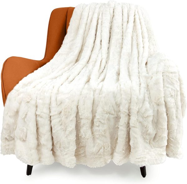 Faux Fur Luxury Throw Blanket,Double Side Soft Fluffy Shaggy Fuzzy Blanket for Couch Sofa Bed (Cream, Throw)