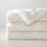 Faux Fur Luxury Throw Blanket,Double Side Soft Fluffy Shaggy Fuzzy Blanket for Couch Sofa Bed (Cream, Throw)