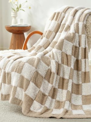 Checkered Throw Blanket Faux Fur Microfiber Blankets for Couch,Cozy Soft Warm Blanket for Sofa Bedroom Living Room,Beige Checker,50x60 inches